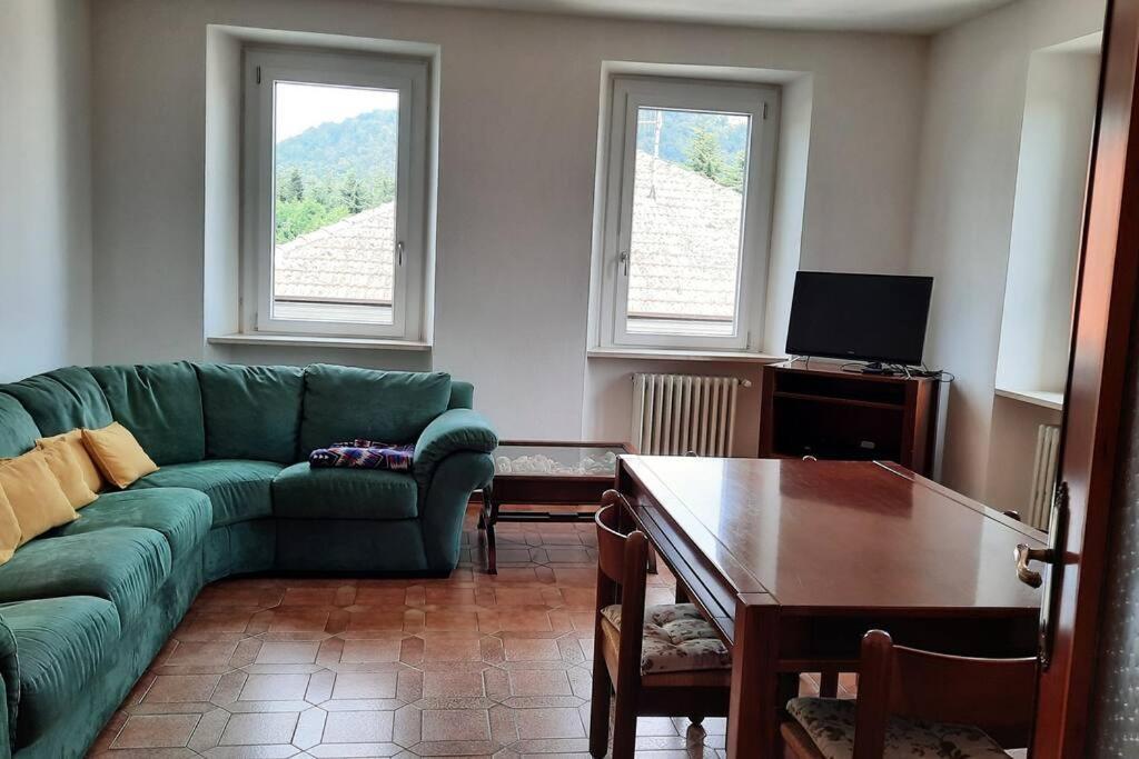 Lago Maggiore, Leggiuno, Ampio Appartamento Exterior foto