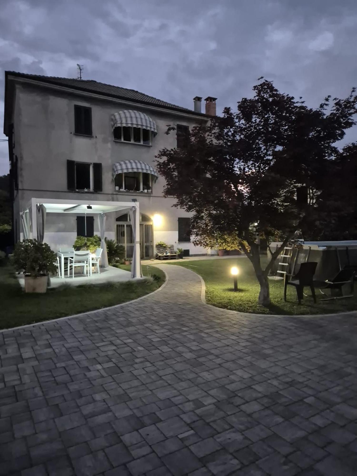 Lago Maggiore, Leggiuno, Ampio Appartamento Exterior foto